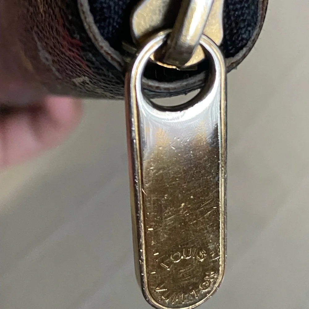 LOUIS VUITTON Monogram Multicolor Zippy